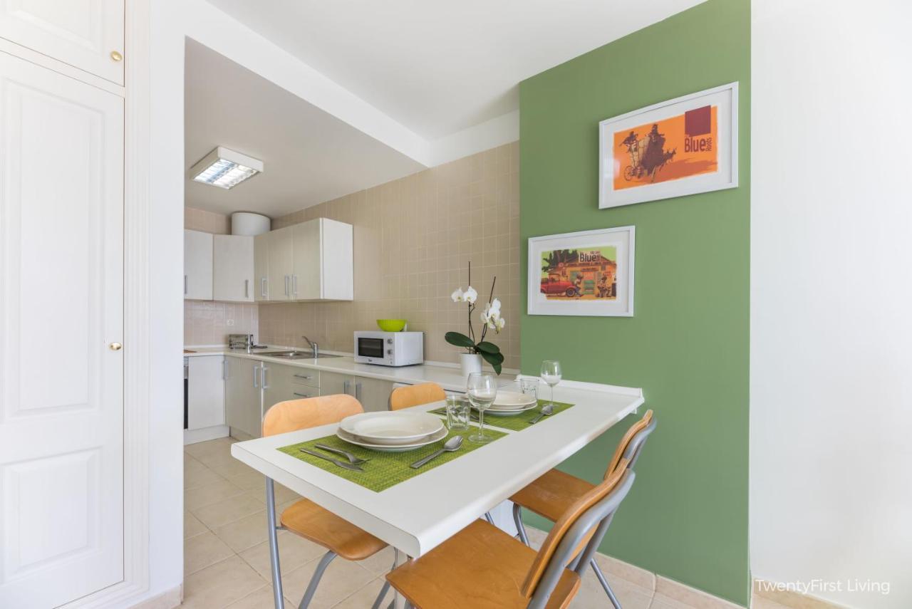 Apartment mit Meerblick