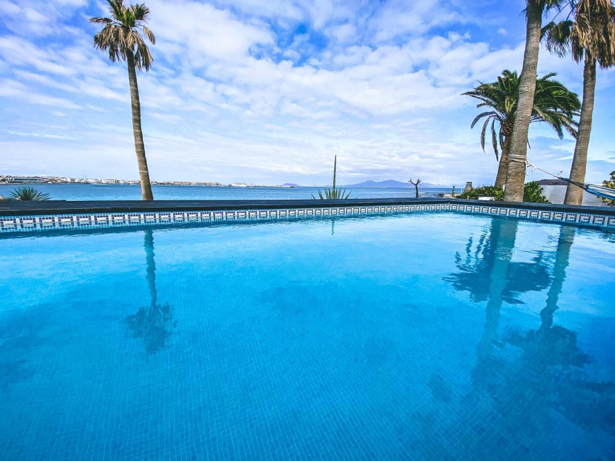 Villa Beach Front