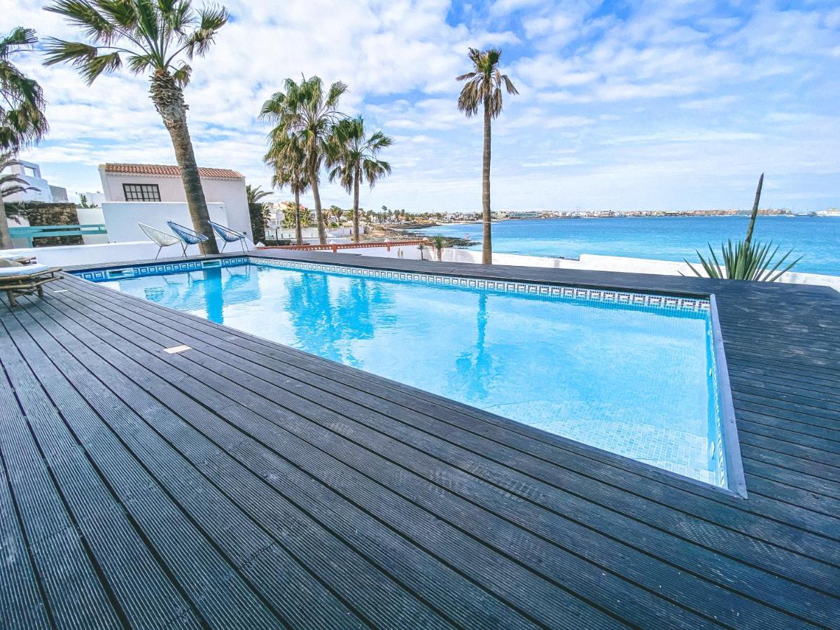 Villa Beach Front
