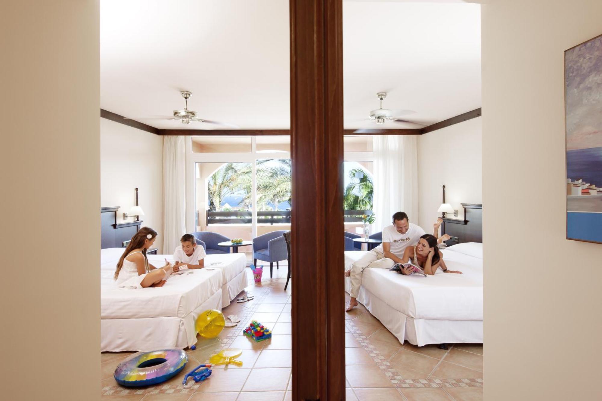 Familienzimmer mit Meerblick