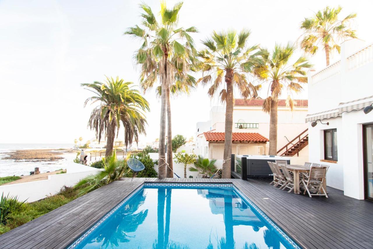Villa Beach Front