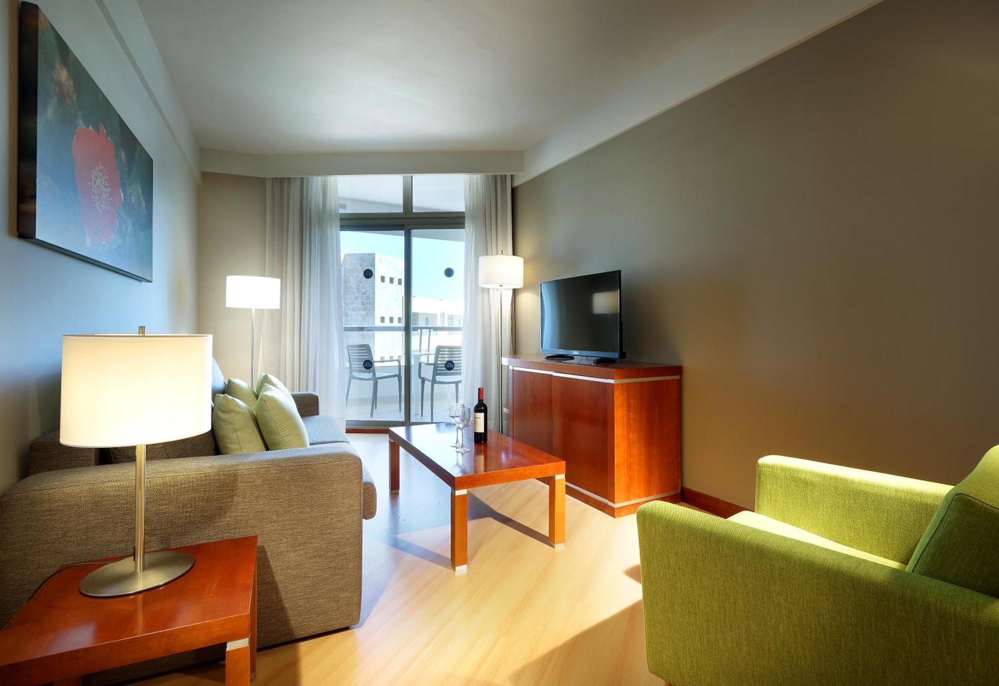 Junior Suite with Sea View,1431709462:JPEG