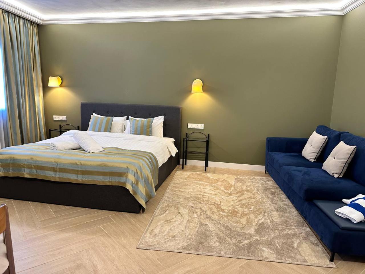 Deluxe Junior Suite