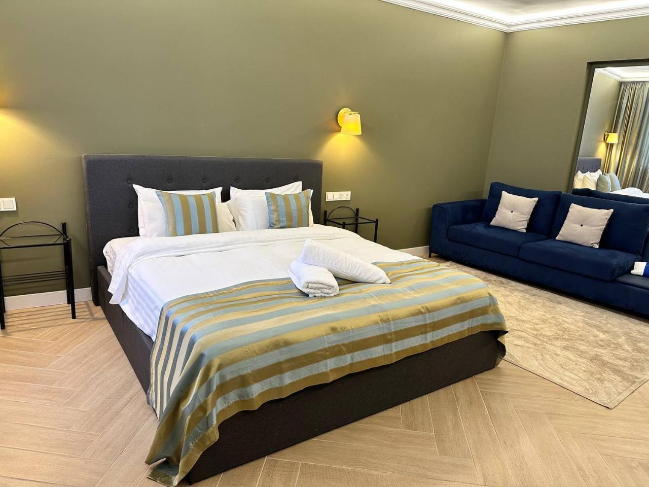 Deluxe Junior Suite