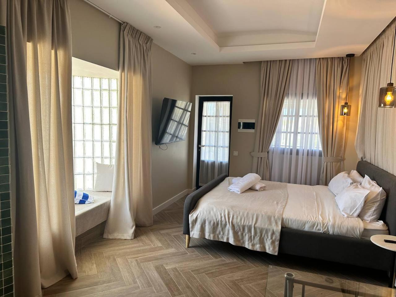 Deluxe Junior Suite
