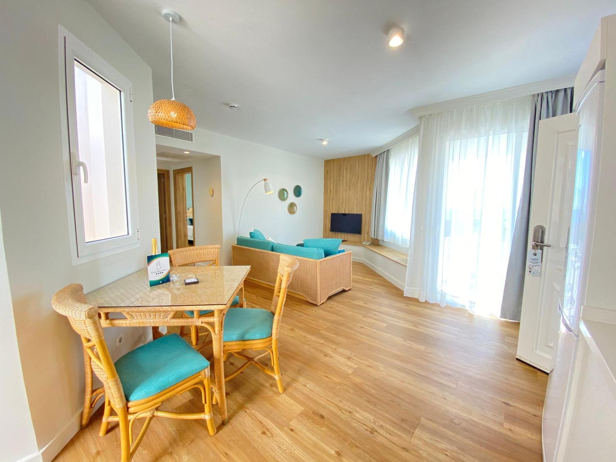 Suite met Uitzicht op Zee (5 Volwassenen + 1 Kind)