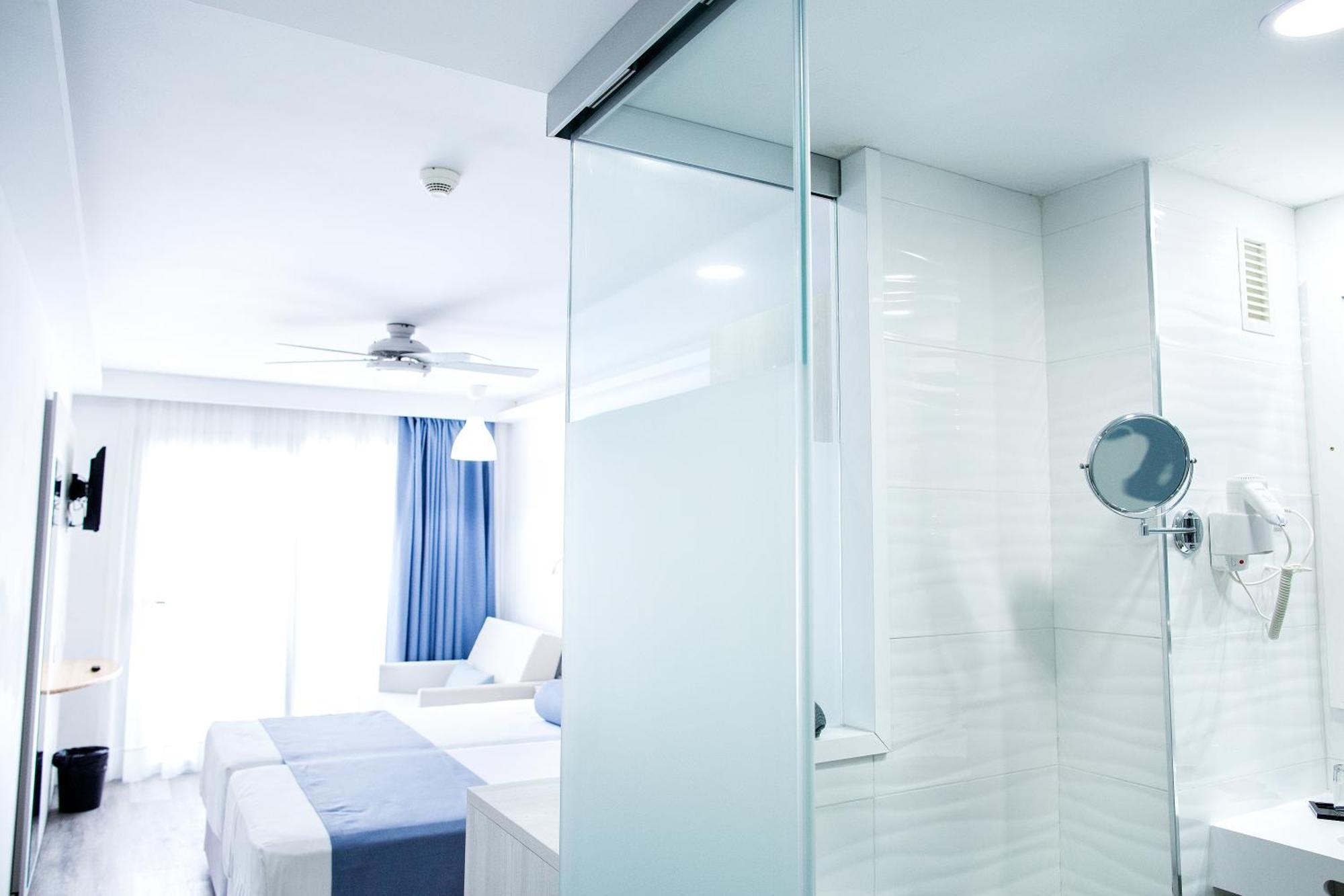 Twin Room without Cleaning Service