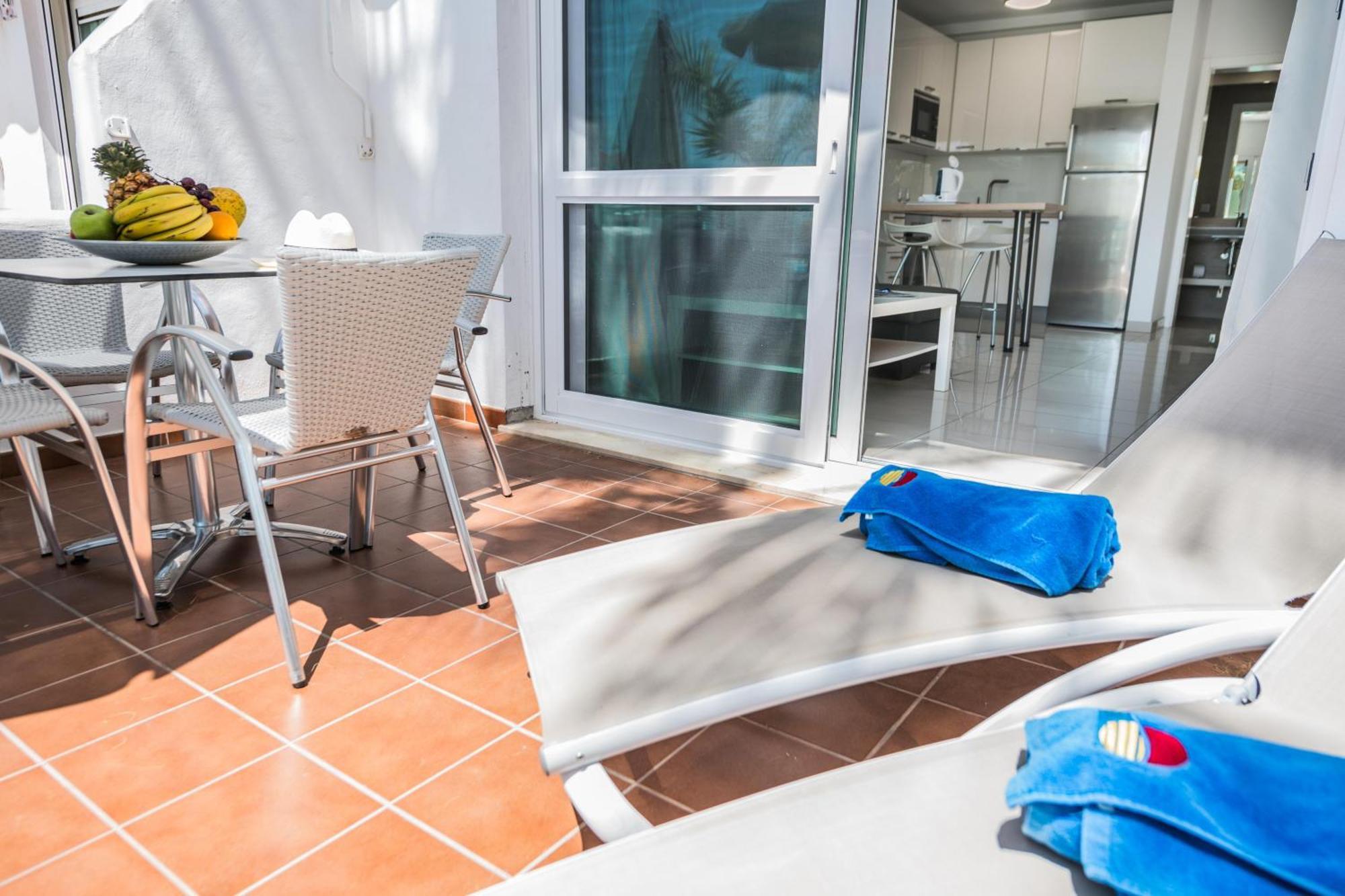 Deluxe Bungalow met Uitzicht op het Zwembad