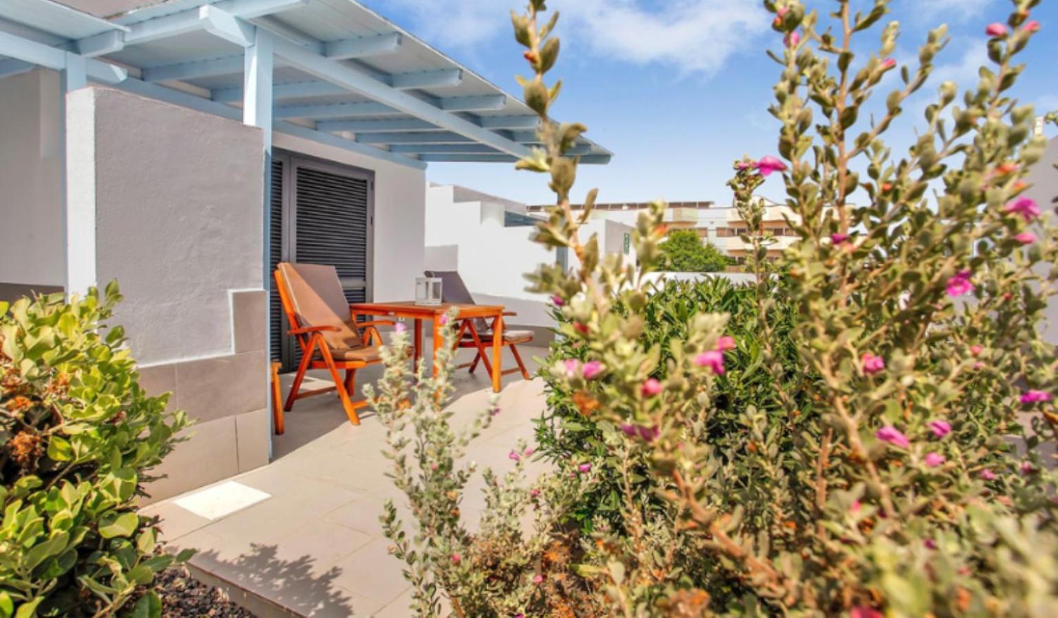 One-Bedroom Apartment Garden View
