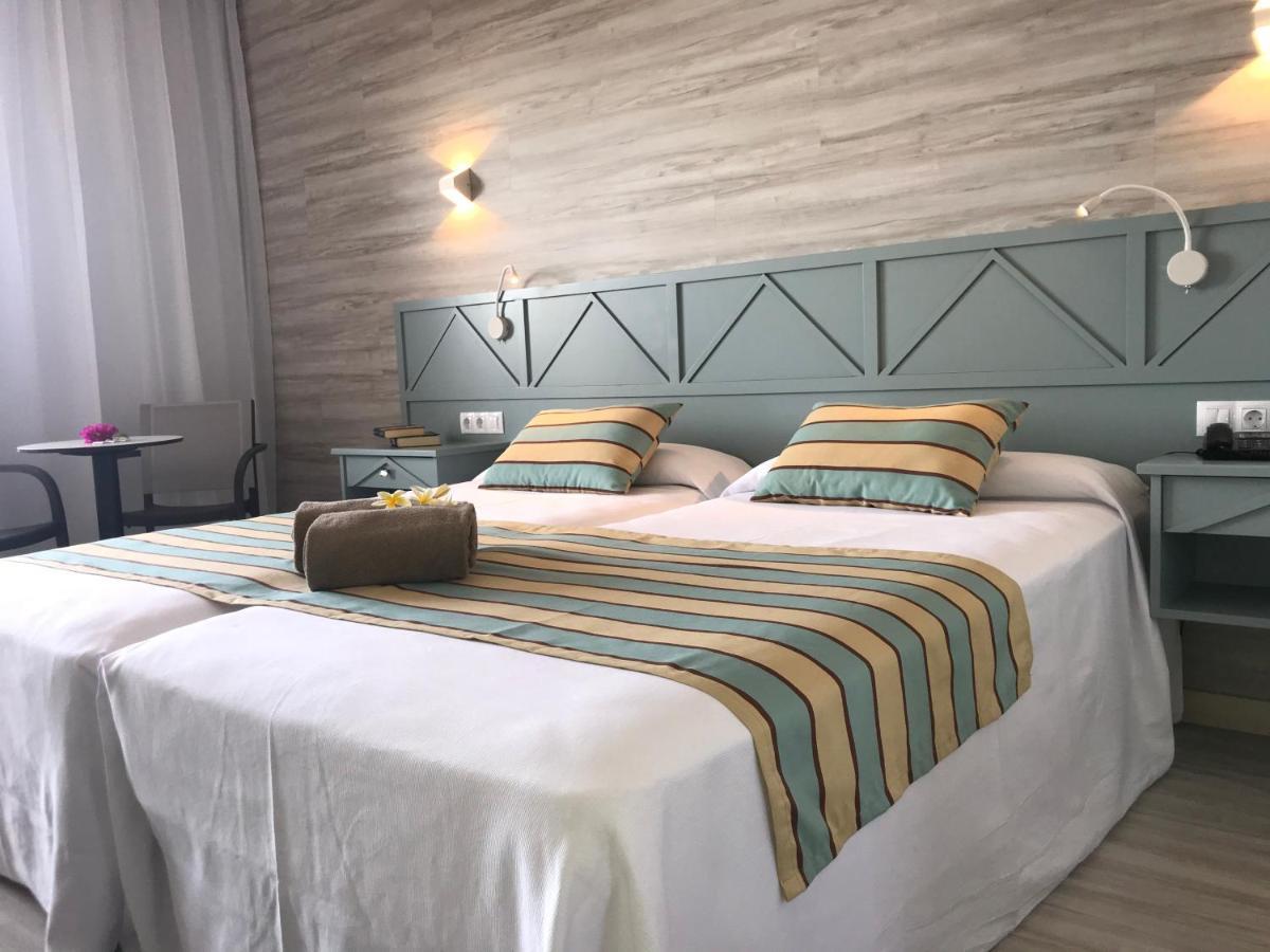 Chambre Double (2 Adultes)