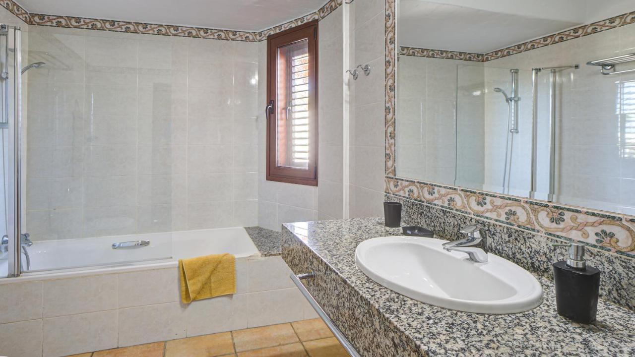 Four-Bedroom Villa