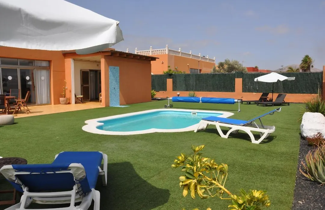 Eco Villa White Suite With Climatized Pool-1