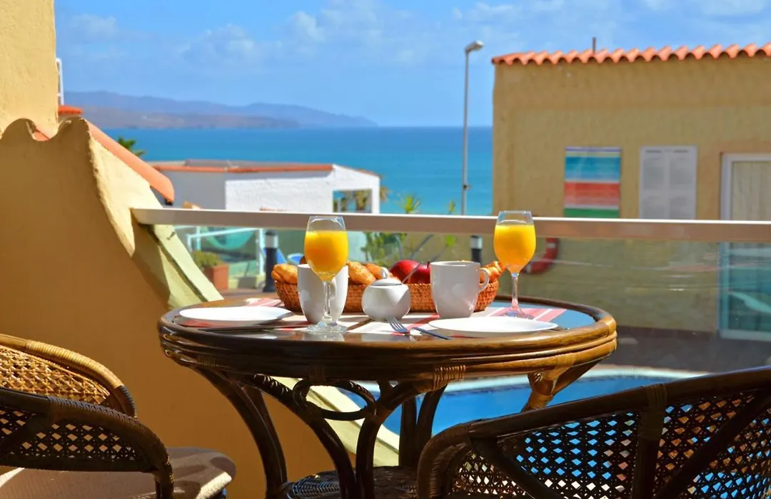 Ferienwohnung Playa - Pool - 50 M Strand - Meerblick - Wifi-1