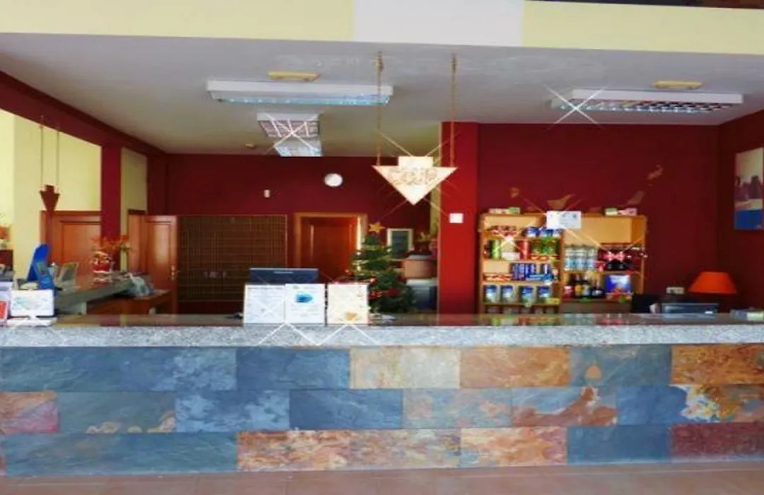 Castillo Beach Club35610-1
