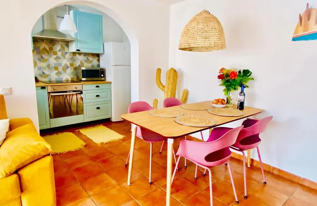 Golden Wave Surf Villa-1