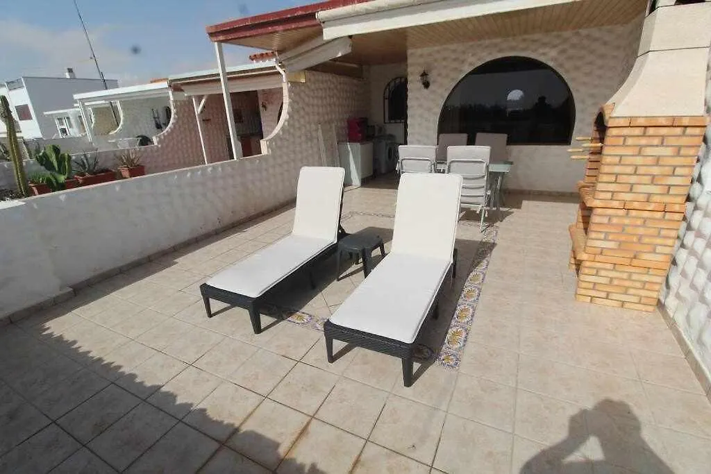 Bungalow Con Terraza Vista Al Mar-1