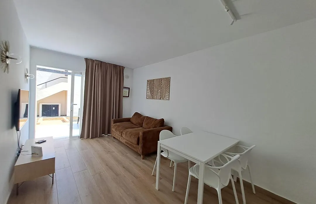 Homeforguest Apartamento 13 Con Terraza Y Piscina En Corralejo-1
