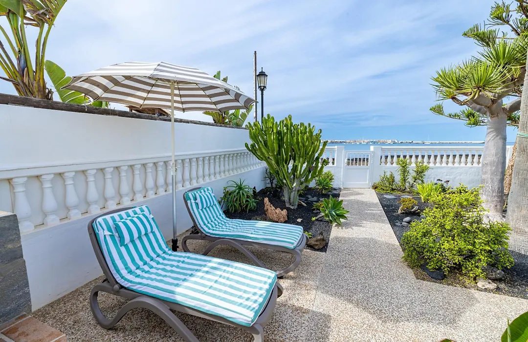 Villa La Maja Beachfront-1