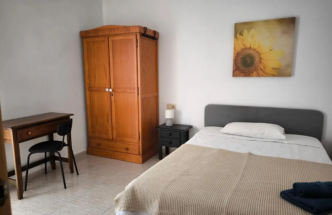Acogedoras Habitaciones Privadas Zona Costera Wifi-1