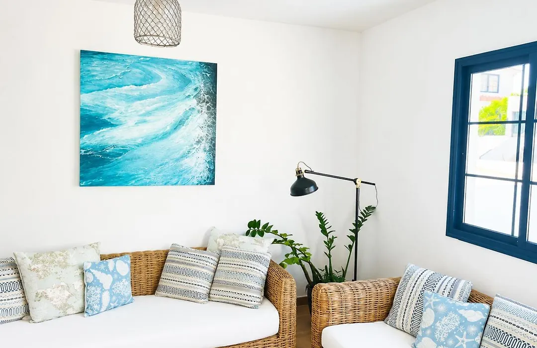Surfers Retreat (Adults Only)-1