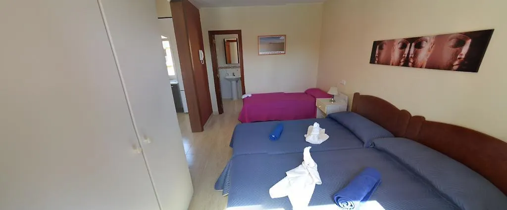 Romantic Sunny Apartment-1