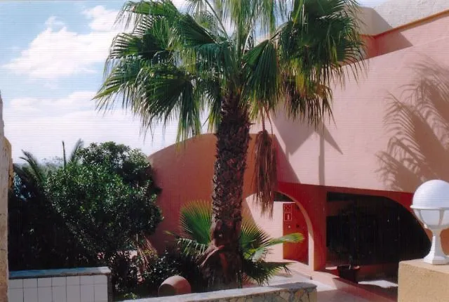 Apts Rocamar Beach-1