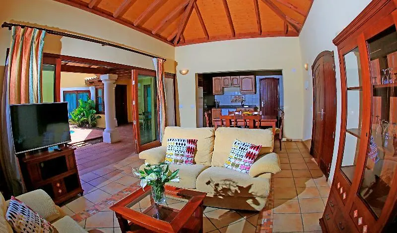 Villas Brisas Del Mar-1