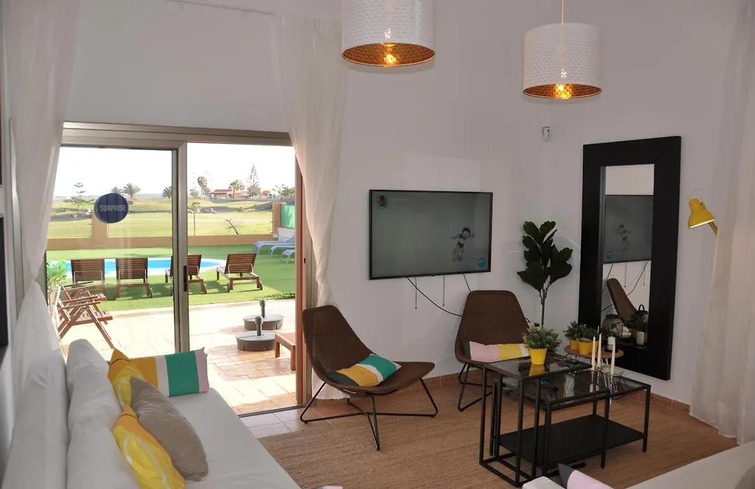 Villa Surprise Only Solar Energy-1