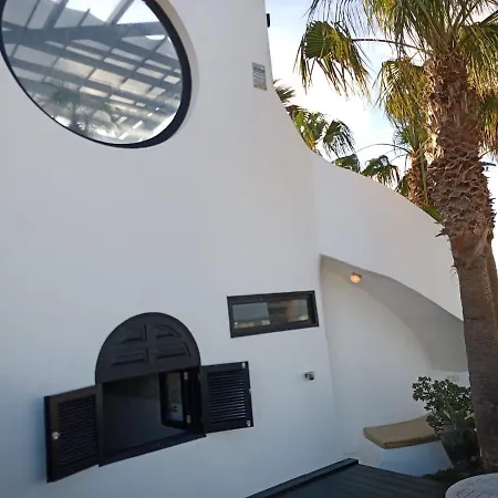 Alana Cotillo Garden 1-3