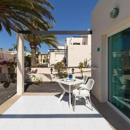 Homeforguest Apartamento 13 Con Terraza Y Piscina En Corralejo-2