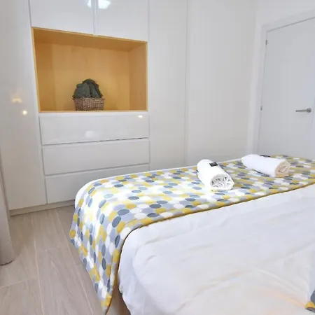 Book Jet - Dream Views Apartment-3