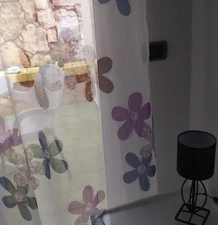 Happy House-2