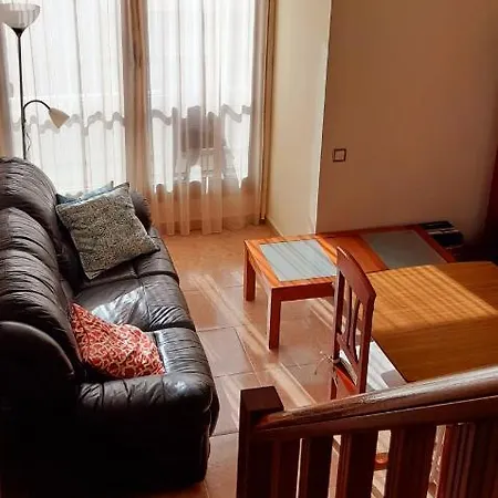The Summer Treat Shared Apartment Compartido-3