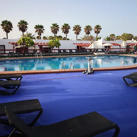 Castillo Beach Club35610-2