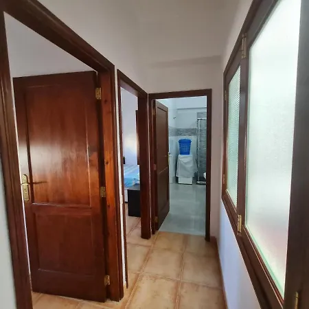Apartamento "El Muelle" En El Centro Y Playa De Corralejo-2