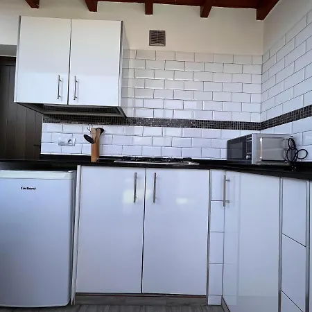 Estudio Agradable, Con Jacuzzi, Terraza Y Barbacoa, Totalmente Independiente-3