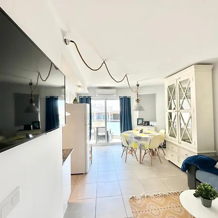 Surfer'S View Pool Ac Wifi Deskterrace And Parking-2