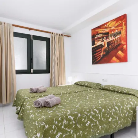 Apartamentos Livvo Erika (Adults Only)-3