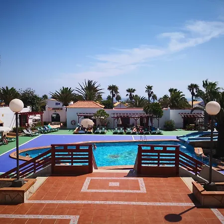Bungalows Castillo Club Lake-2