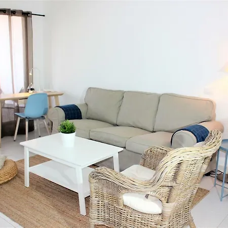 Apartment By Marina-3