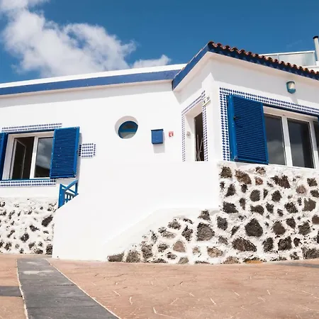 Casa Delfin On Corralejo Center Beach: Wifi, Netflix, Aircon...-3