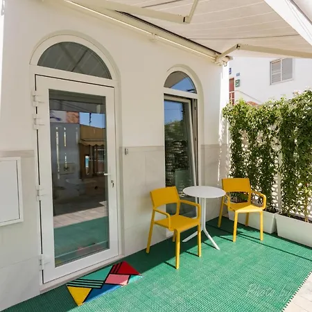 Richmood Apartments - Beach Apartment-3
