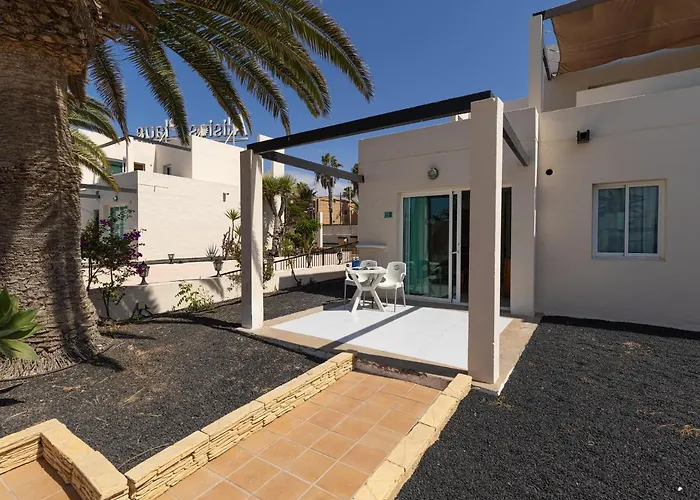 Homeforguest Apartamento Con Terraza Y Piscina En Corralejo