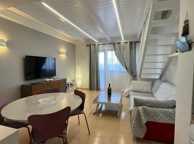 Corralejo Apartment 2 Bedrooms In Oasis Papagayo