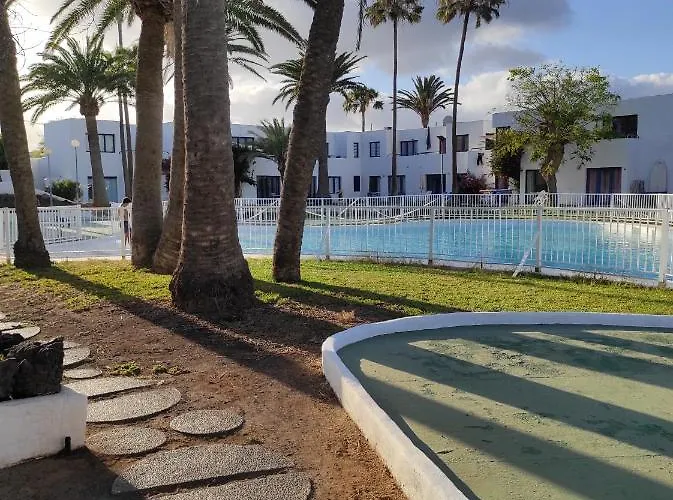 Alojamientos Playa Centro Corralejo 2