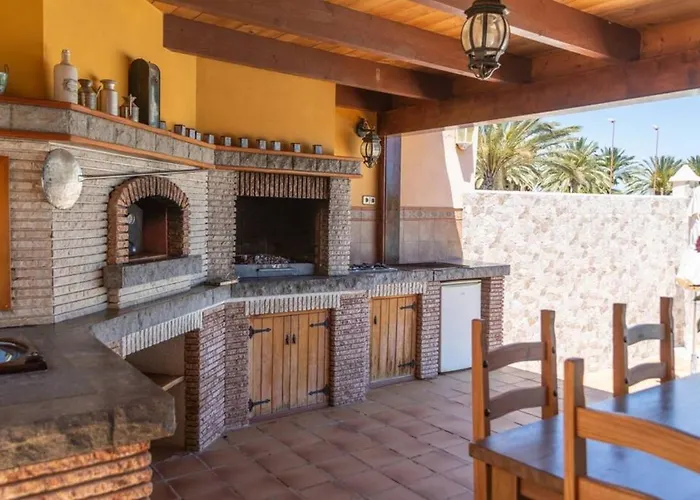 Villa Vergel- JacuzziPrivate Pool BBQ La Guirra