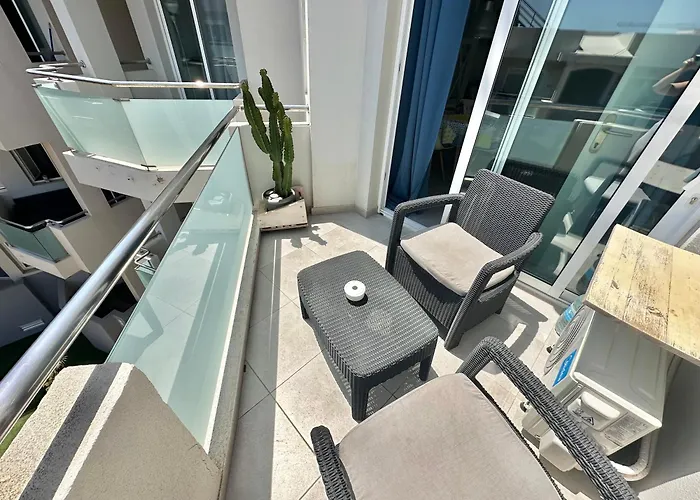 Huisdiervriedelijke Surfer'S View Pool Ac Wifi Deskterrace And Parking Appartement Corralejo