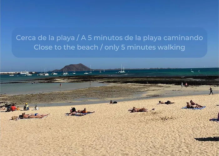 Huisdiervriedelijke Mango Sorbet súper central, 3 Desks, high speed internet, 3 bedrooms&2 bathrooms Corralejo