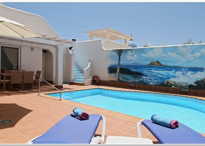 Holiday Home Caroline, Victoria And Louise Corralejo